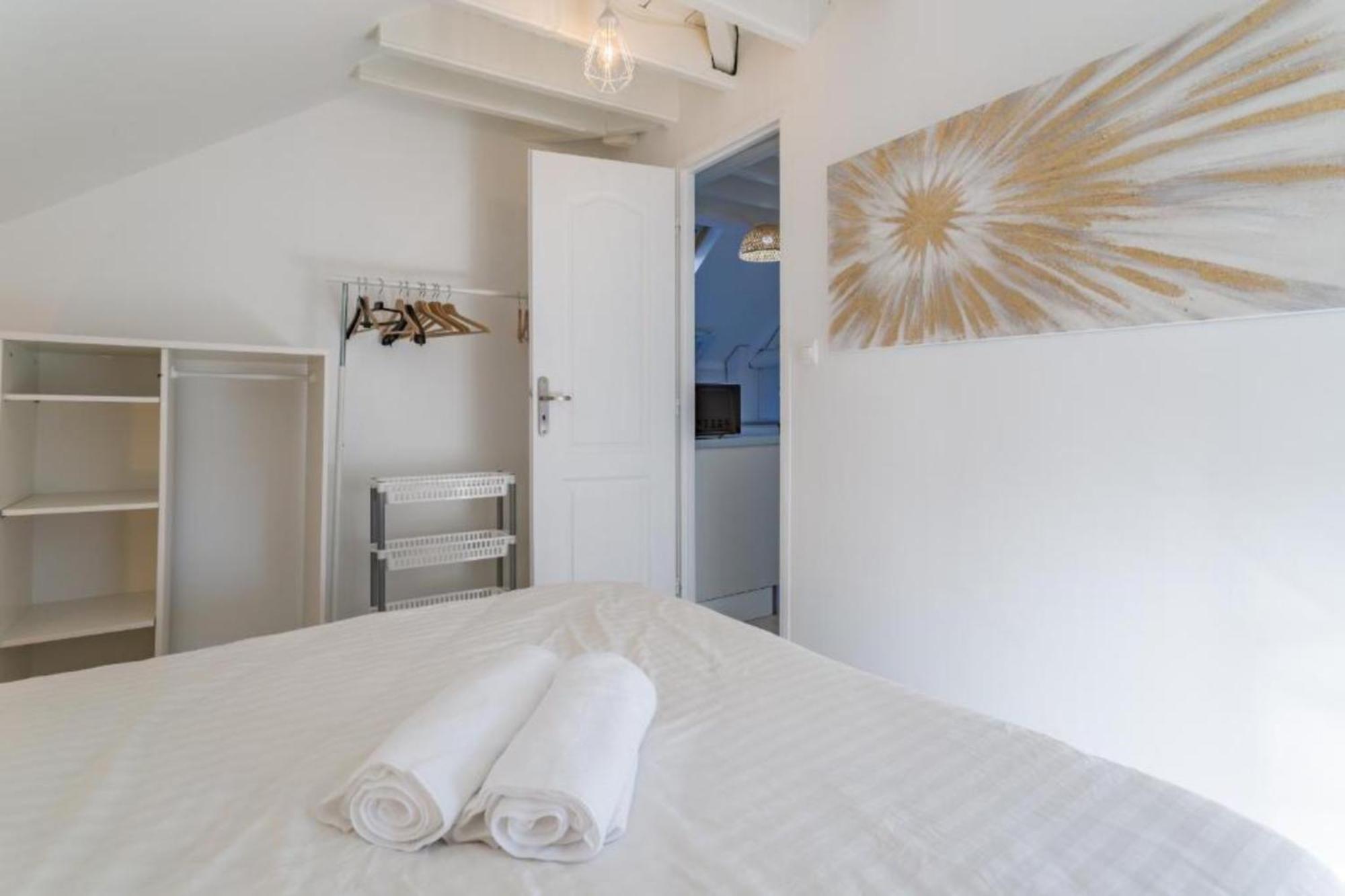 Quartier Des Theatres Centre, Wifi Et Parking - Zen Appart Troyes Bagian luar foto